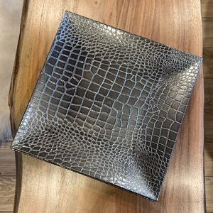 2/$22❤️ STOKES Set of 5 Square GREY Under Plates